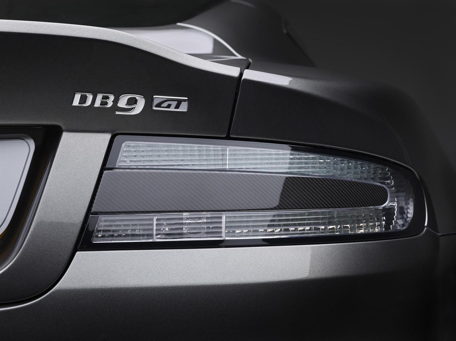2015 Aston Martin DB9 GT